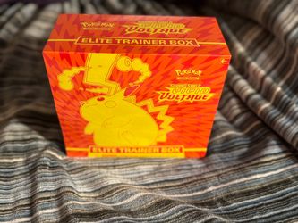 Pokémon Sword & Shield: Vivid Voltage Elite Trainer Box — Pikachu ETB