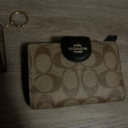Coach Wallet’s