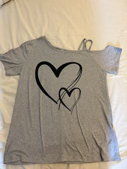 Gray Heart Print Top - Size L