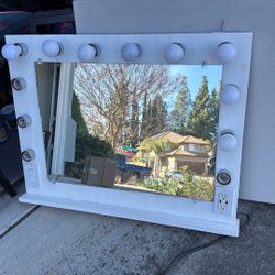Make Up Mirror 