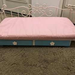 Doll Bed 