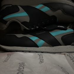 Women’s Steel Toed Shoes 