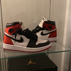 Jordan 1 High Satin Black Toe