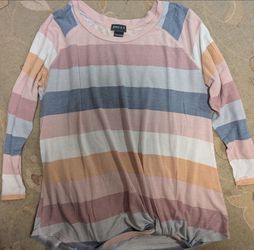 Stripped long sleeve shirt