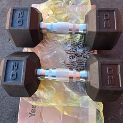2-20 Lbs Rubber Hex Dumbbells With Chrome Handles  Firm Price, No Low Ballers Will Be Ignored Or Blocked. 