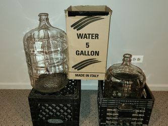 5 gallon glass water/wine bottles-made in Italy!