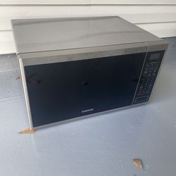 Samsung Microwave- Stainless Steel