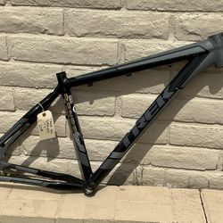 Trek Six Series Mountain Bike Frame, 17.5” Aluminum Hardtail MTB