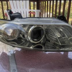 Infiniti Fx35 / Fx45 Passenger Side Xenon HID Headlight 05 06 07 08 OEM