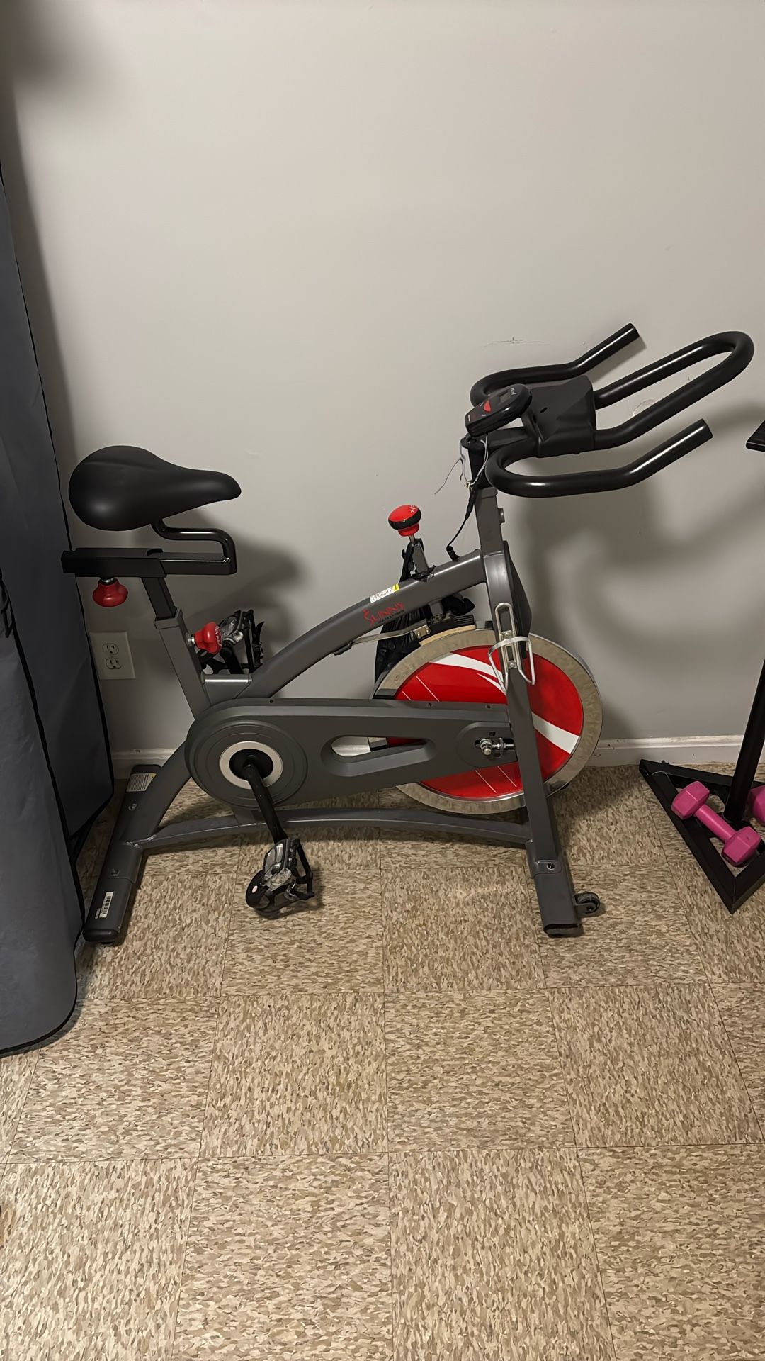 Sunny Health & Fitness SF-B1423 Belt Drive Indoor Cycling Bike