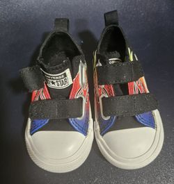 Converse size 5