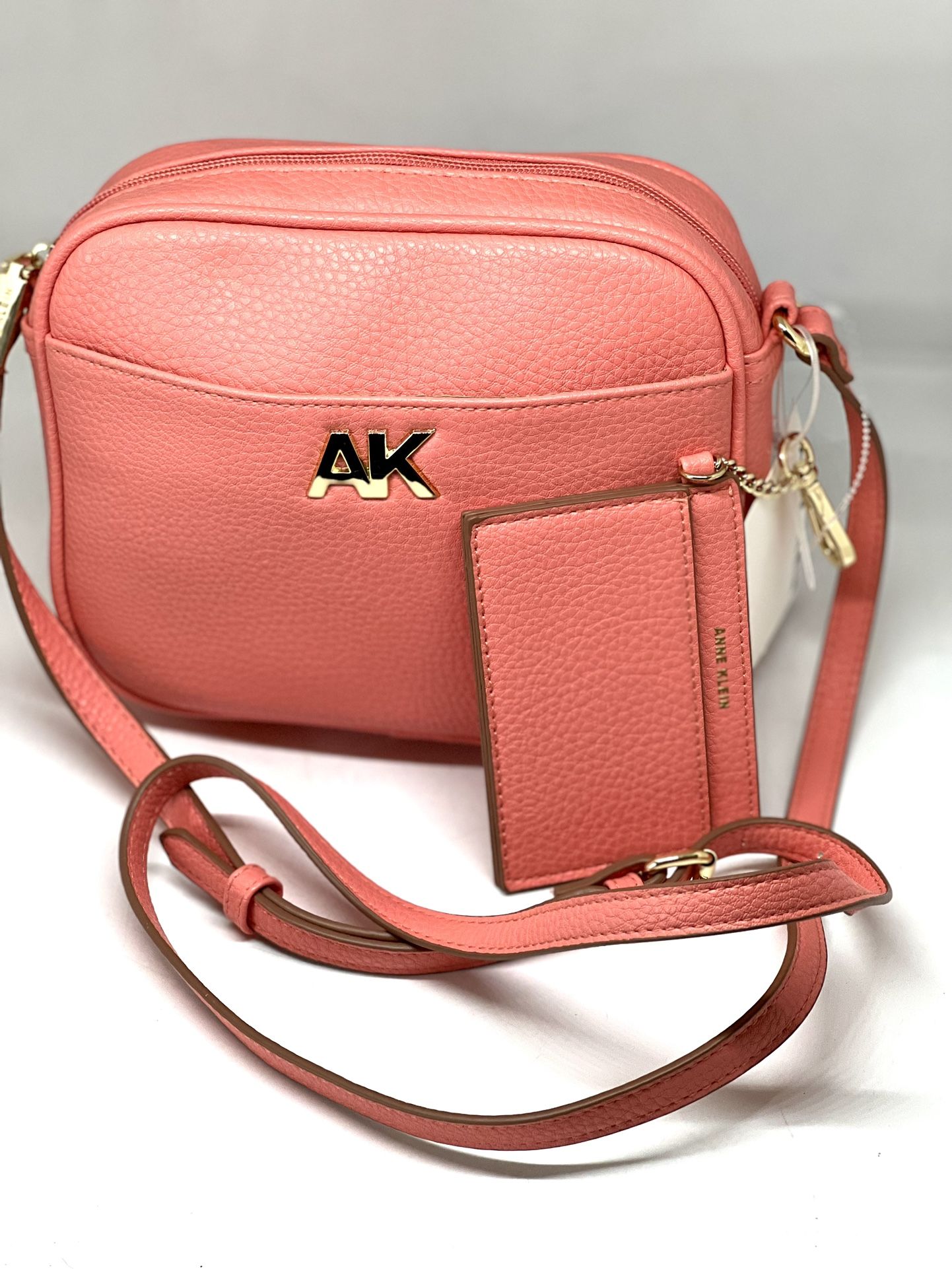 ANNE KLEIN💥NWT💥Camera Crossbody Bag