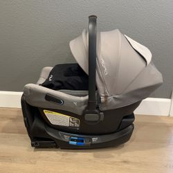 Nuna Pipa light RX Infant Carrier