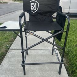 Folding Director’s Chair – High Foldable Bar Stool for Makeup Artist (Side Table)