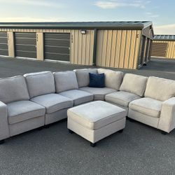 Sectional Couch 