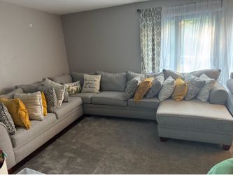 L shaped sofa and loveseat
