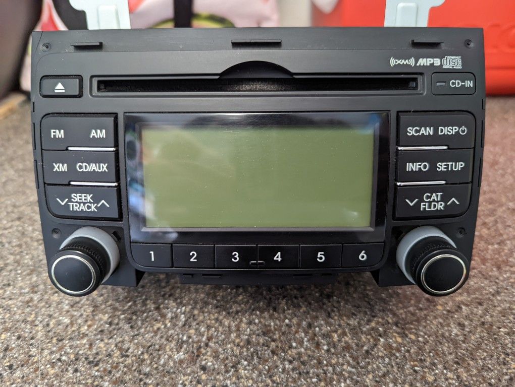 2010 Hyundai Elantra OEM Radio 