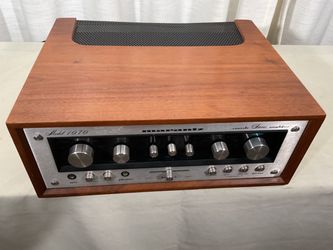 Marantz Model 1070 Console Stereo Amplifier original wood case