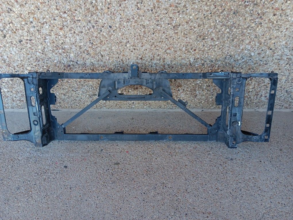 2015-19 Chevy Silverado 2500 Radiator Support