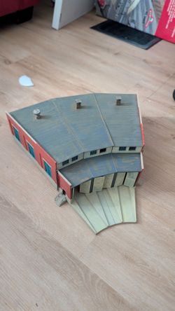 Ho scale Atlas roundhouse