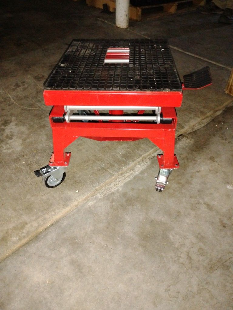 300 Lb Motorcycle Jack