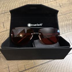 True Dark Bedtime Blue Light Blocking Glasses 