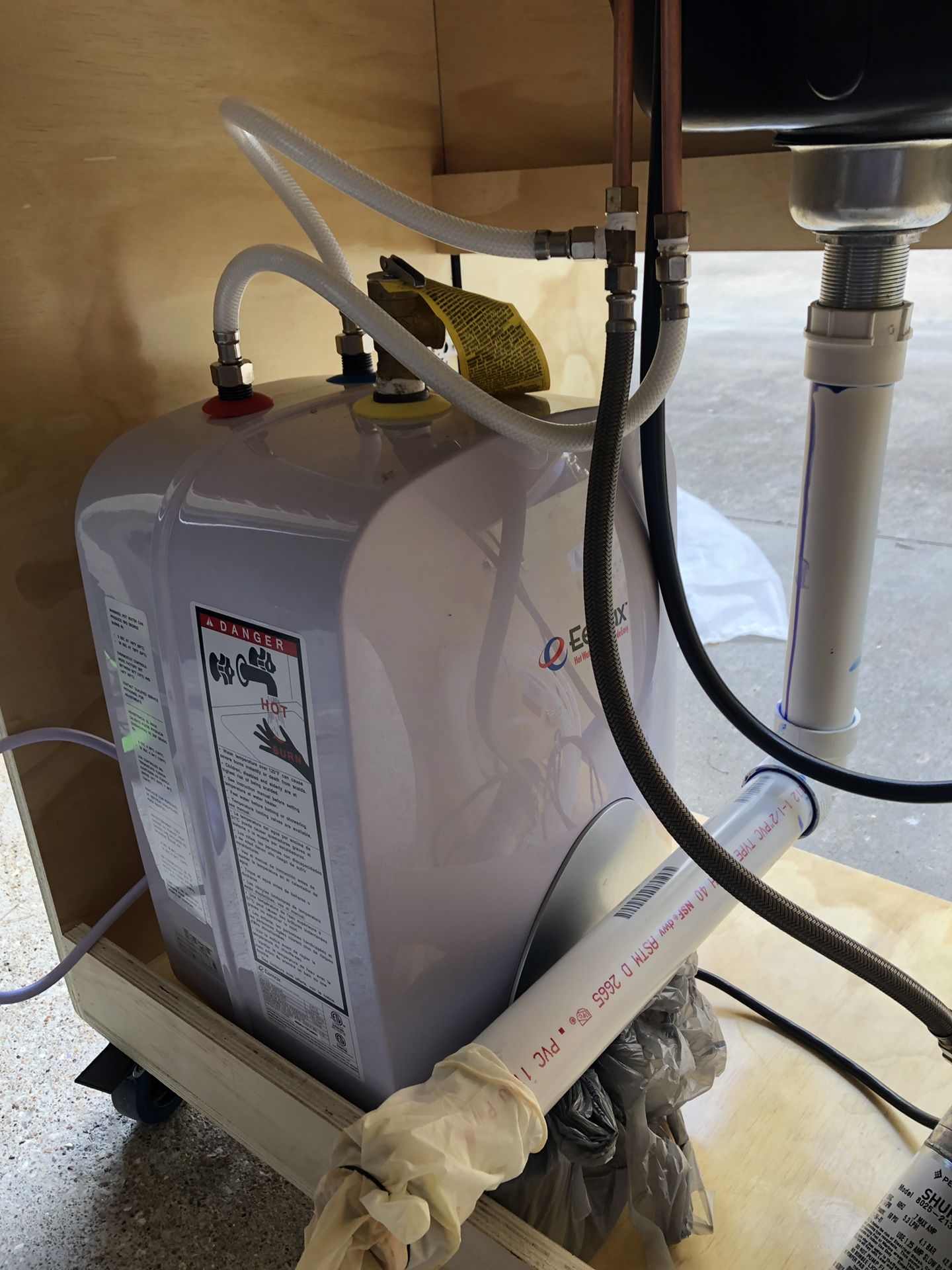 Portable shampoo bowl for Sale in Houston, TX OfferUp