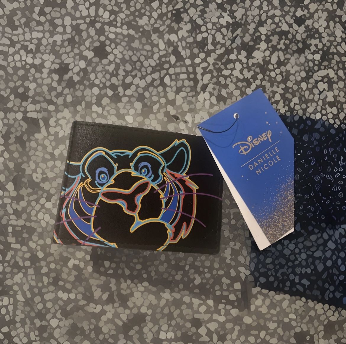 Danielle Nicole Disney Aladdin Rajah Cardholder