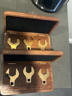 Mac tools limited wrench set