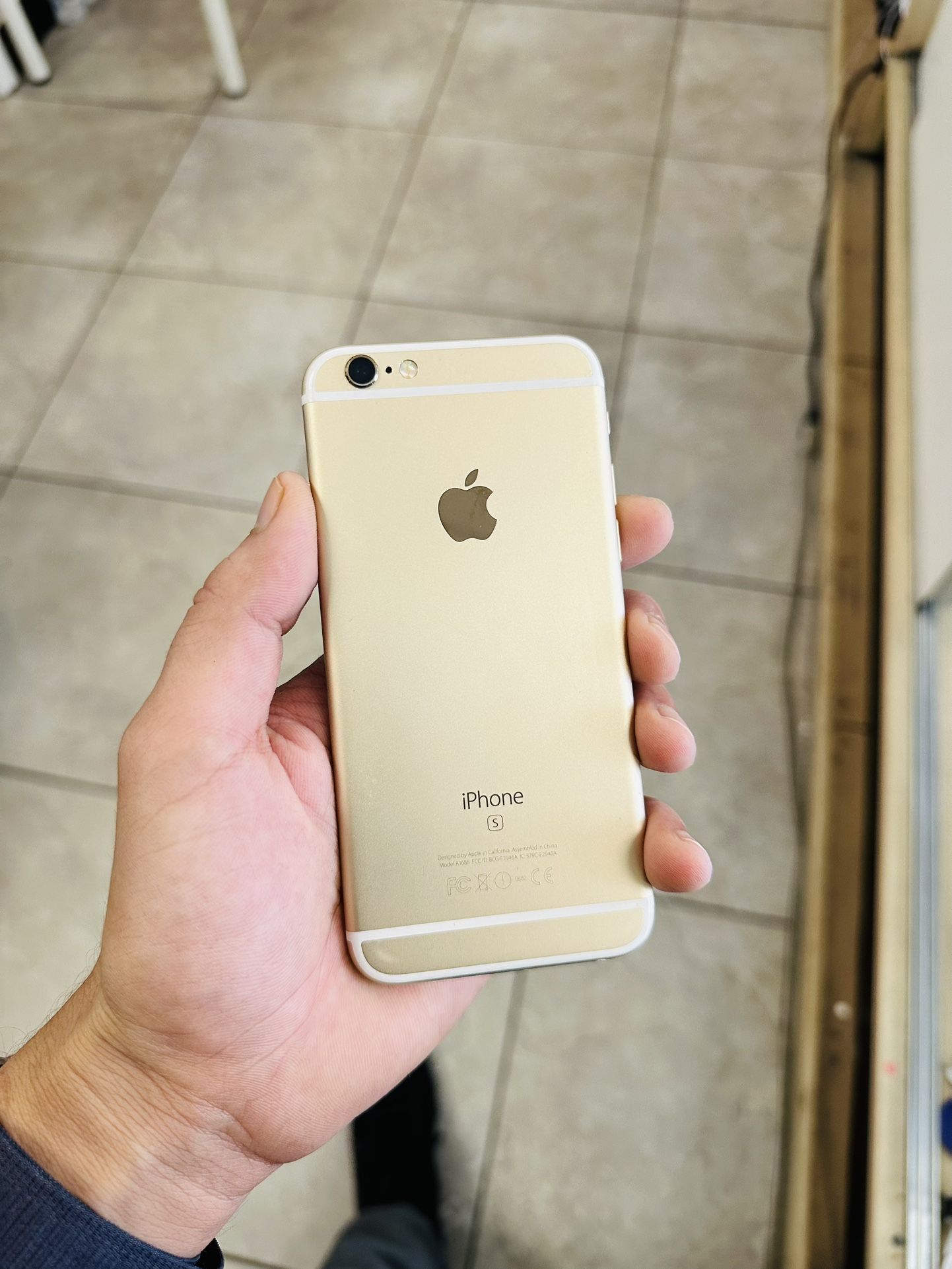 iPhone 6s Unlocked