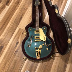 Gretsch G5422TG Guitar