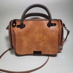 Retro Boston PU Leather Women's Brown Handbag Shoulder Bag.