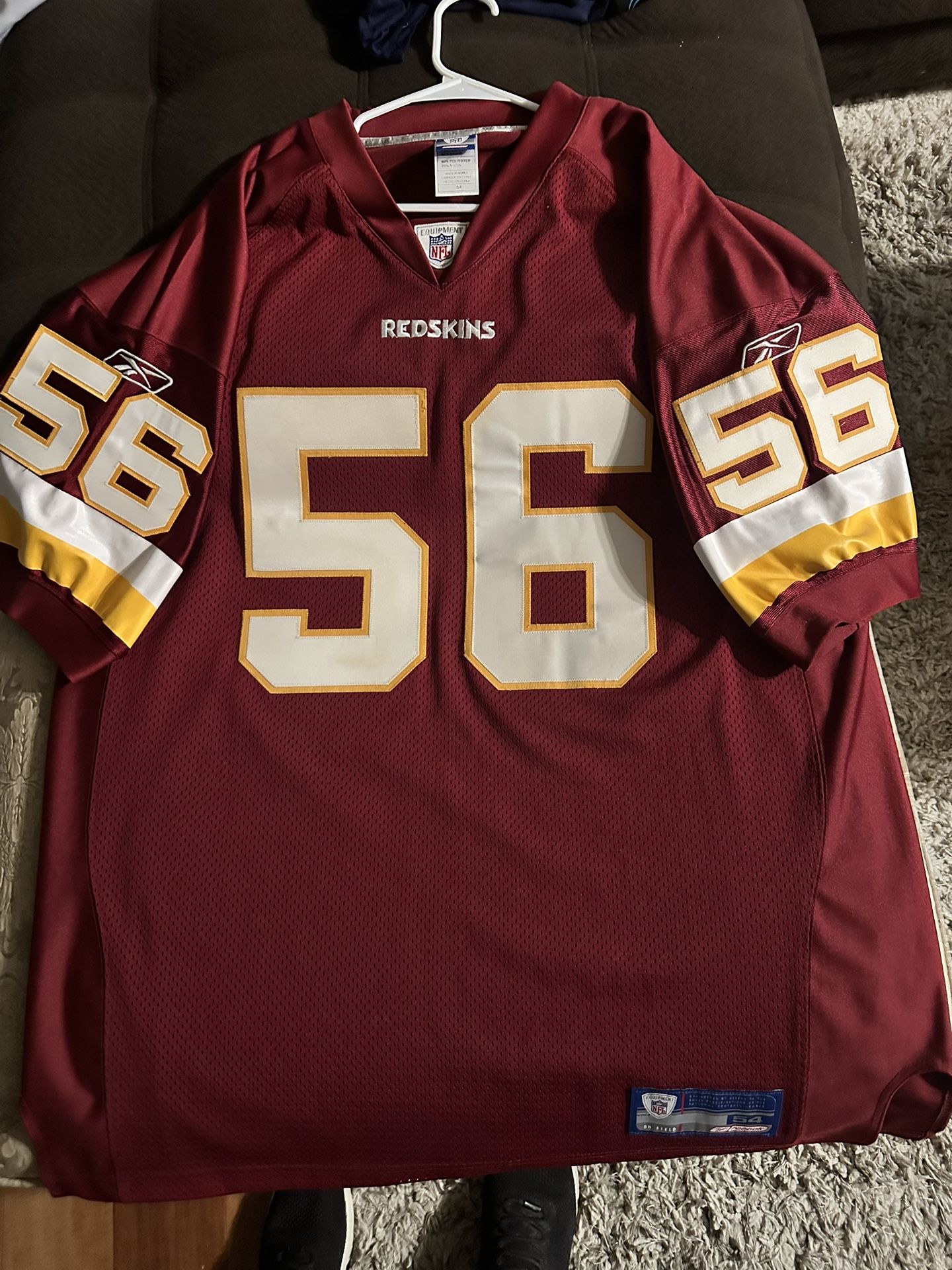 This is a Reebok Washington Redskins LaVar Arrington #56 jersey, S 54