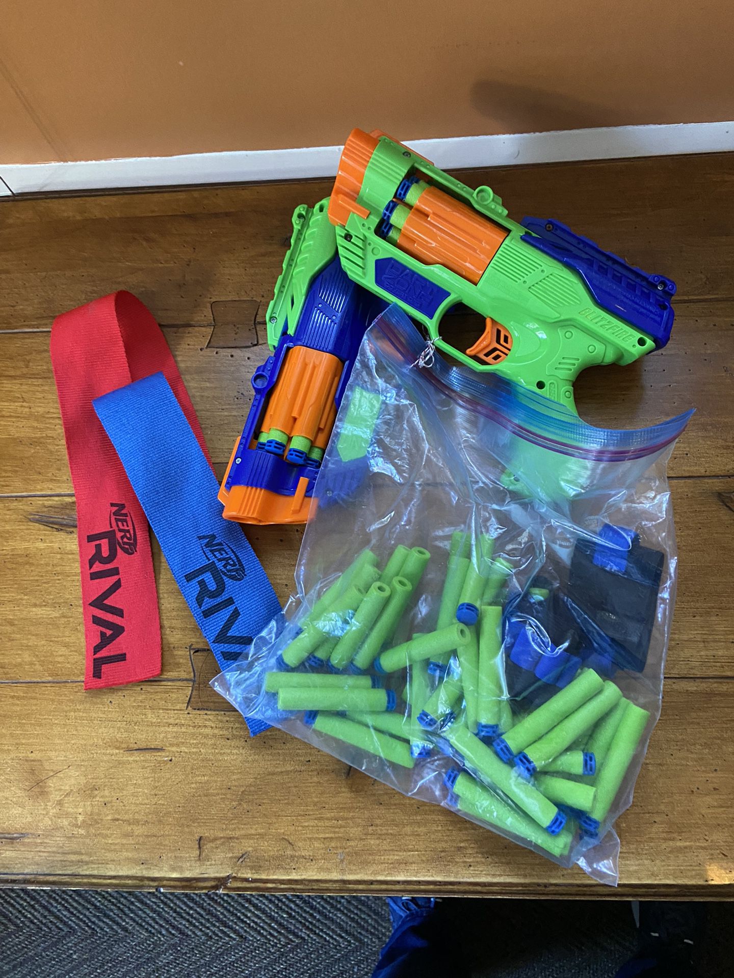 Set Of 2 Nerf Guns