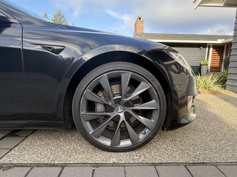 4x Tesla 21" Sonic Carbon Twin Turbine Wheels + Hankook Tires
