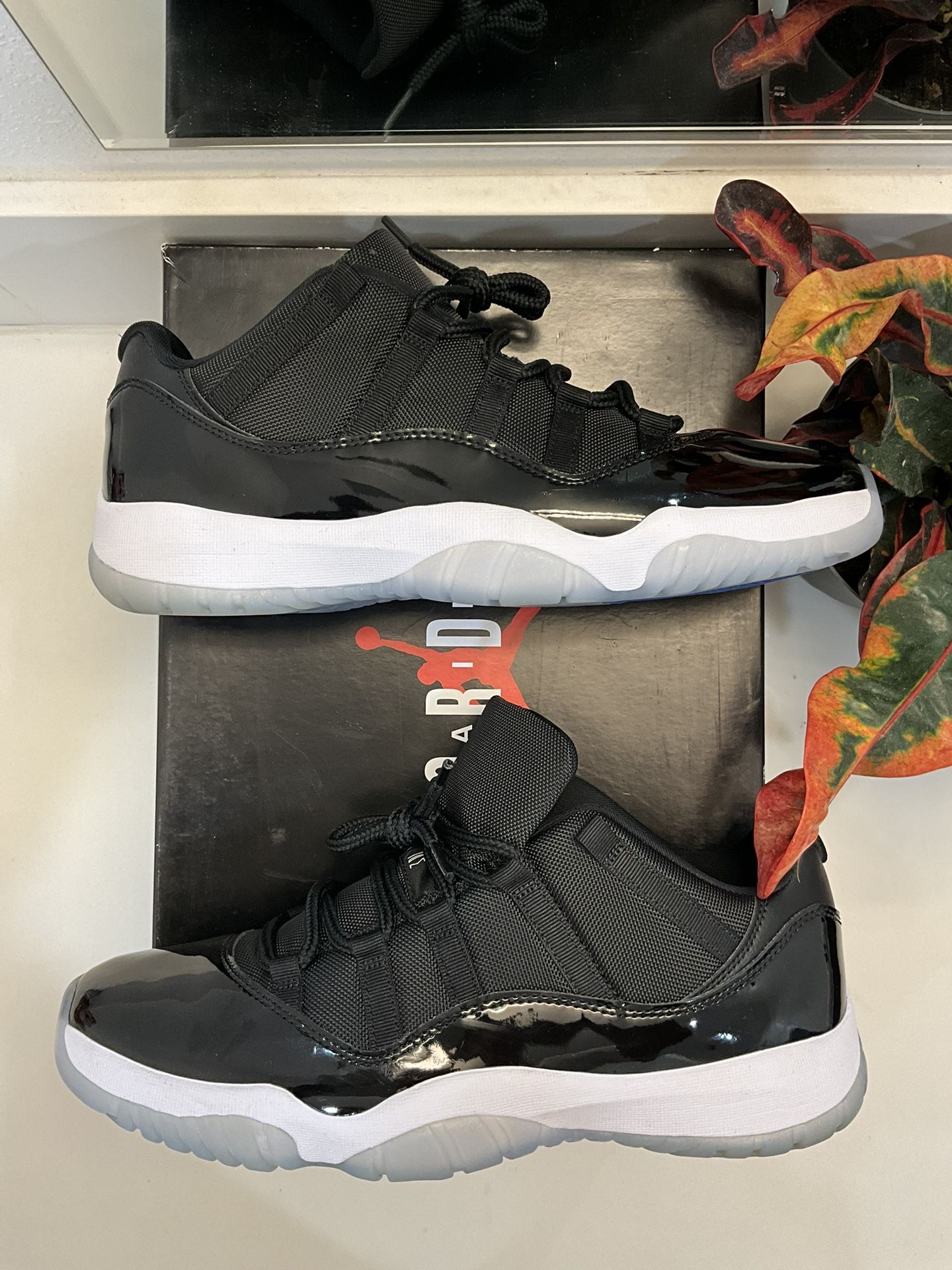 Jordan 11 Retro Low Space Jam Men’s Size 12