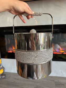 Gorgeous Large Tahari Ice Bucket / Champagne Bucket With Like New