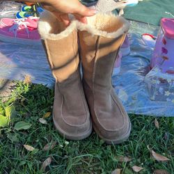 UGGS Winter ❄️ Boots Size 8