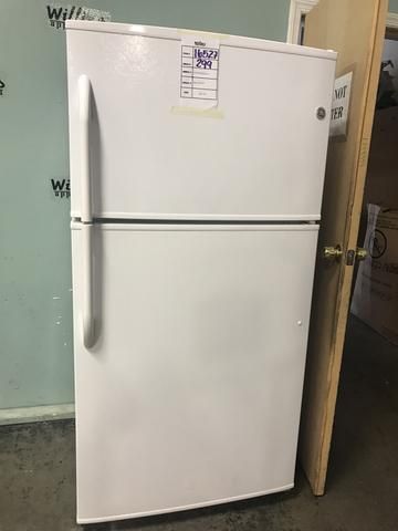 GE 21 CUBIC FT REFRIGERATOR WHITE $279 #16527