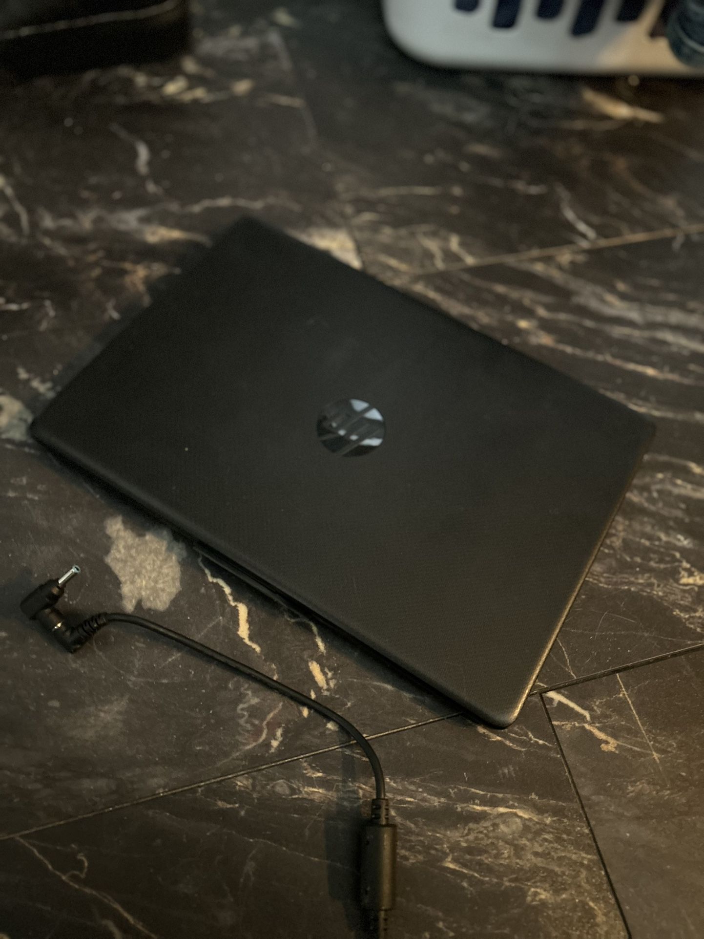 Black Textured HP 14