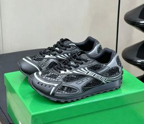 Bottega Veneta Orbit Sneakers