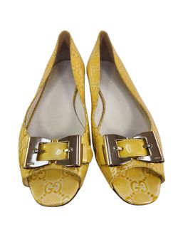GUCCI GUCCISSIMA GG PATENT LEATHER YELLOW OPEN TOE FLATS SZ 9 B