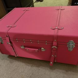 Texture Brand Rolling Trunk - “Cherry Pink”