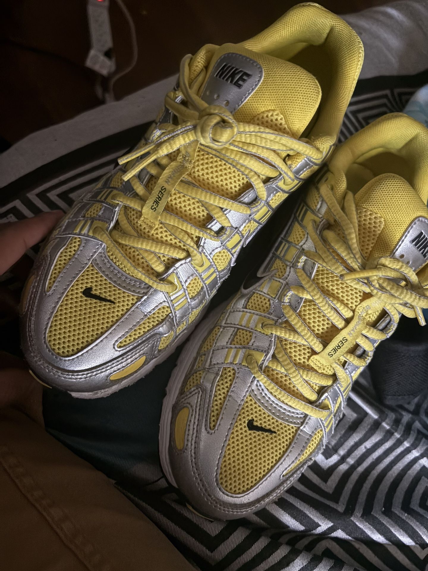 Nikes P6000