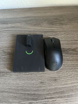 Razer DeathAdder V3 Pro Wireless Esports Gaming Mouse, 64g, 5 Buttons, 2.4GHz, Bluetooth, Black