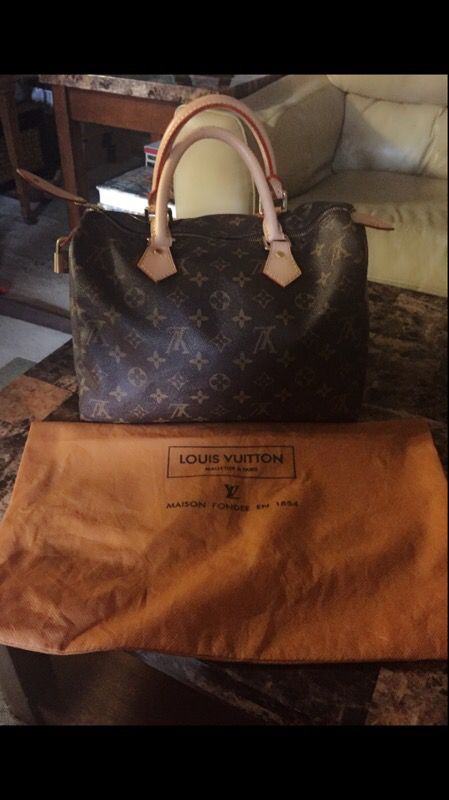 Brand new authentic speedy 30 bag LV bag with a lock for Sale in Shoreline,  WA - OfferUp