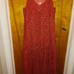 Beautiful Ladies Size Medium Lightweight Dress