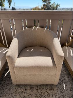 Set of Swivel chairs