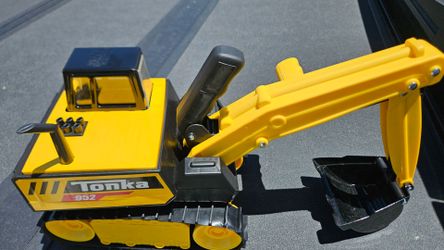 Tonka 952 Toy Excavator Backhoe Digger Bulldozer Track Vehicle Working Arm