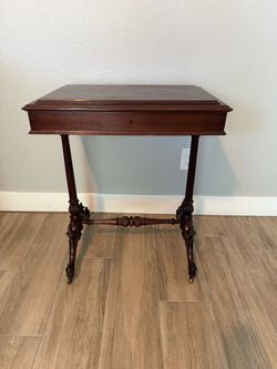 Antique Victorian Mahogany Side Table with Drawer